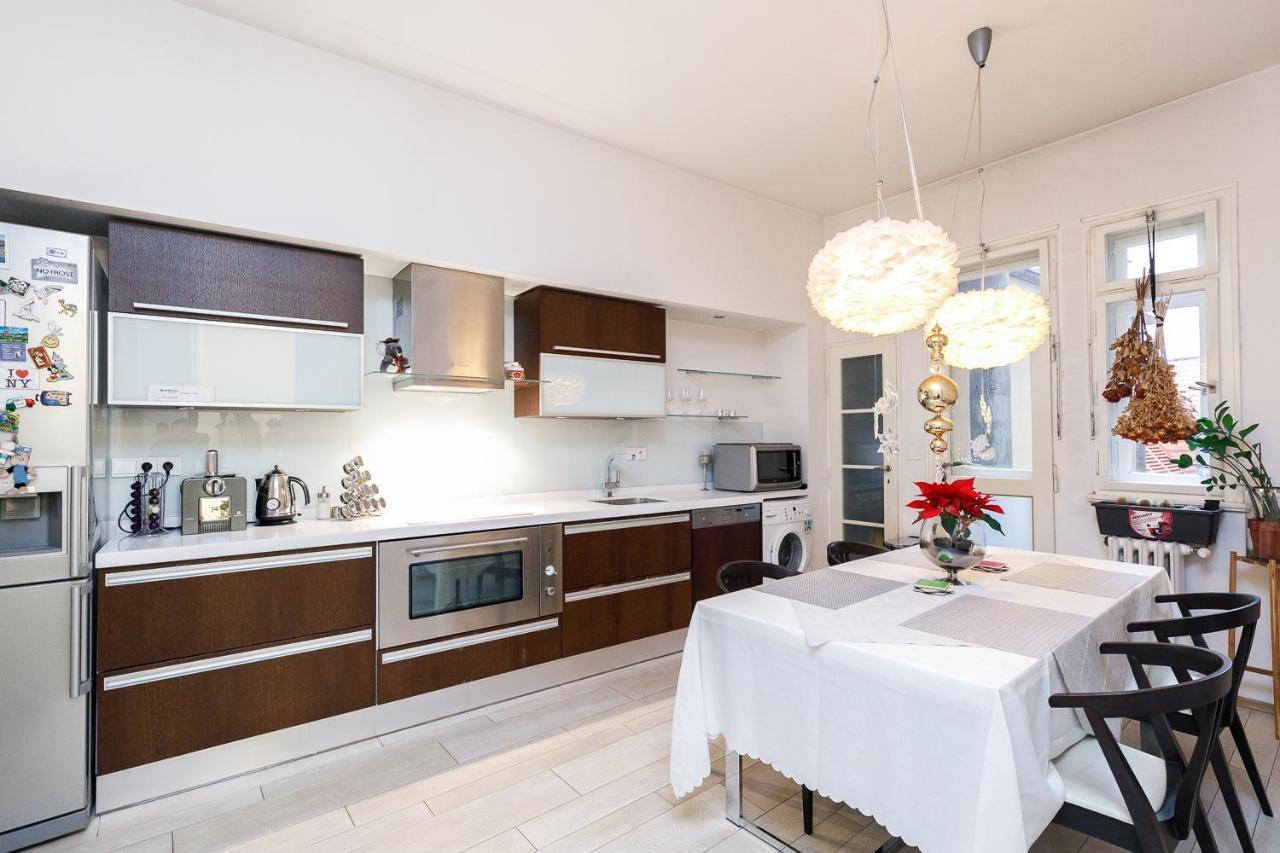 Luxury Apartment Dlouha Прага Экстерьер фото